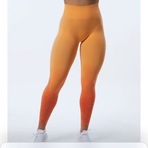 Brand new Alphalete ombré leggings!
